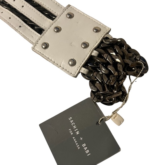 Satchin + Babi White White Leather Plastic Chain Three Loop Belt - Picture 2 of 5